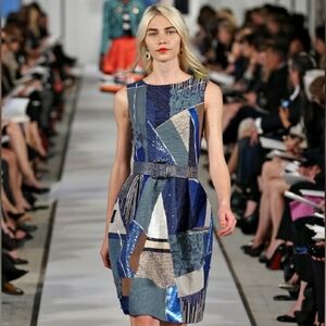 $5,200 OSCAR DE LA RENTA PICASSO SILK BEAD ART BLUE PATCHWORK RUNWAY DRESS 8,10